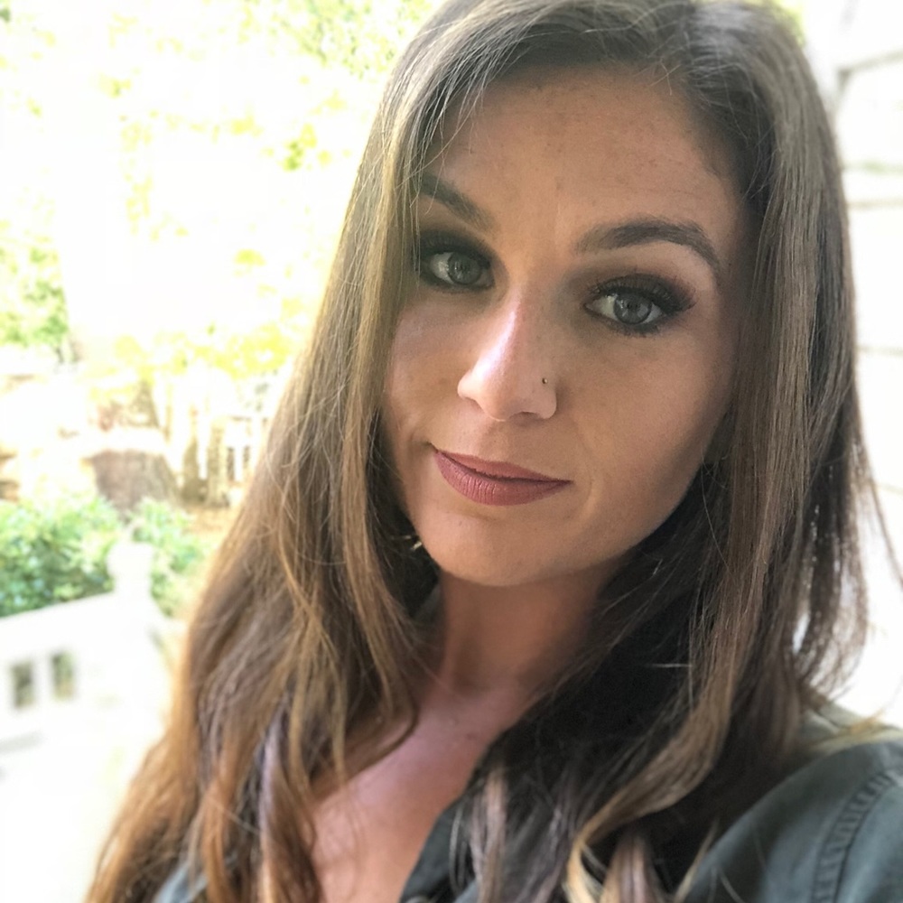 Meet your Posher, Hannah